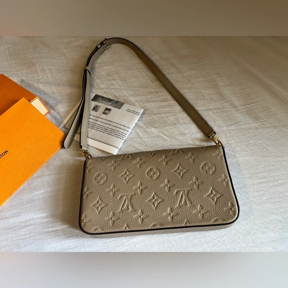 Louis Vuitton Pochette Félicie Turtledove - Picture 9 of 14